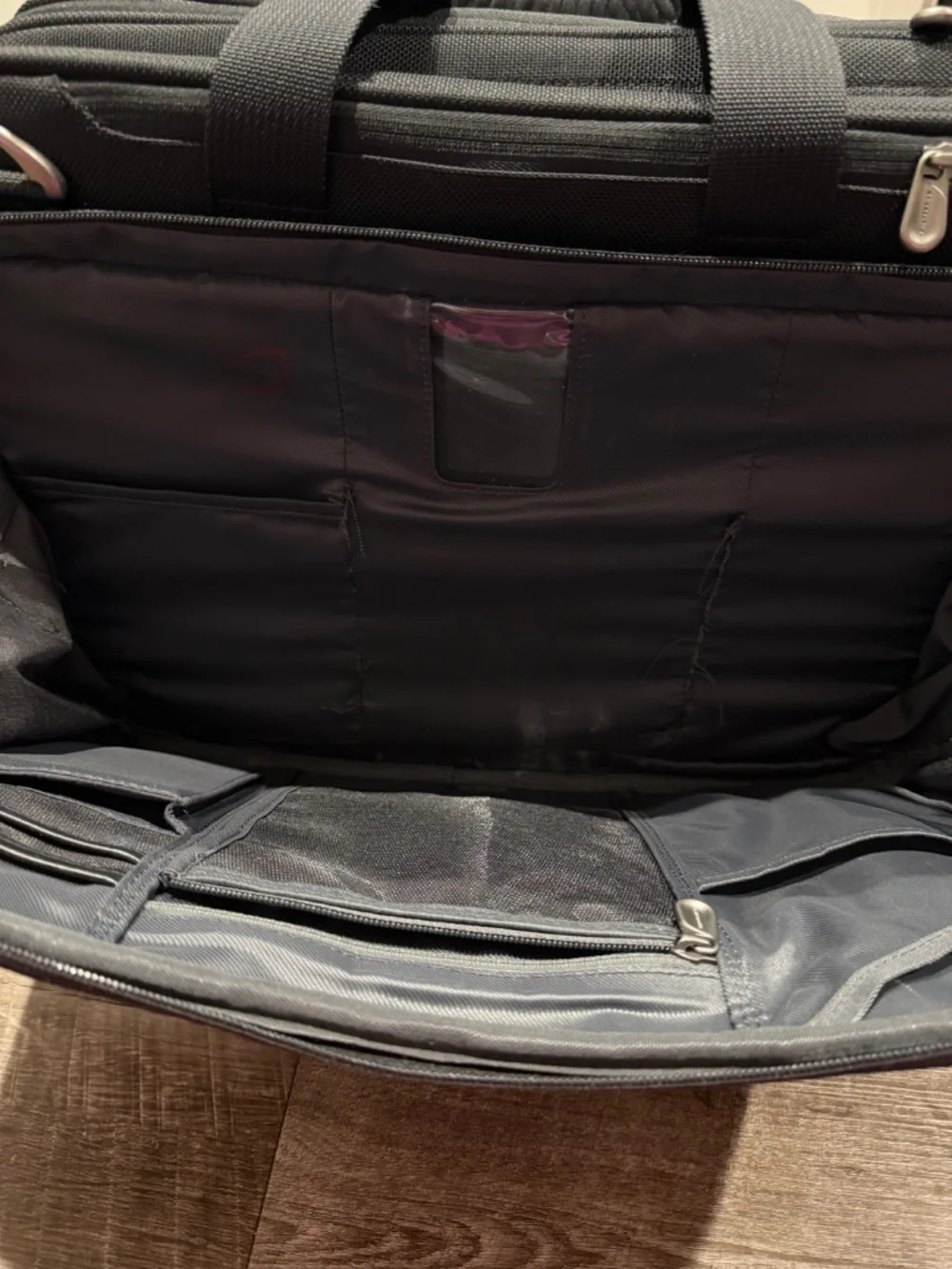 Briggs & Riley Black Rolling Wheeled Carryon Bag Laptop Travel Luggage